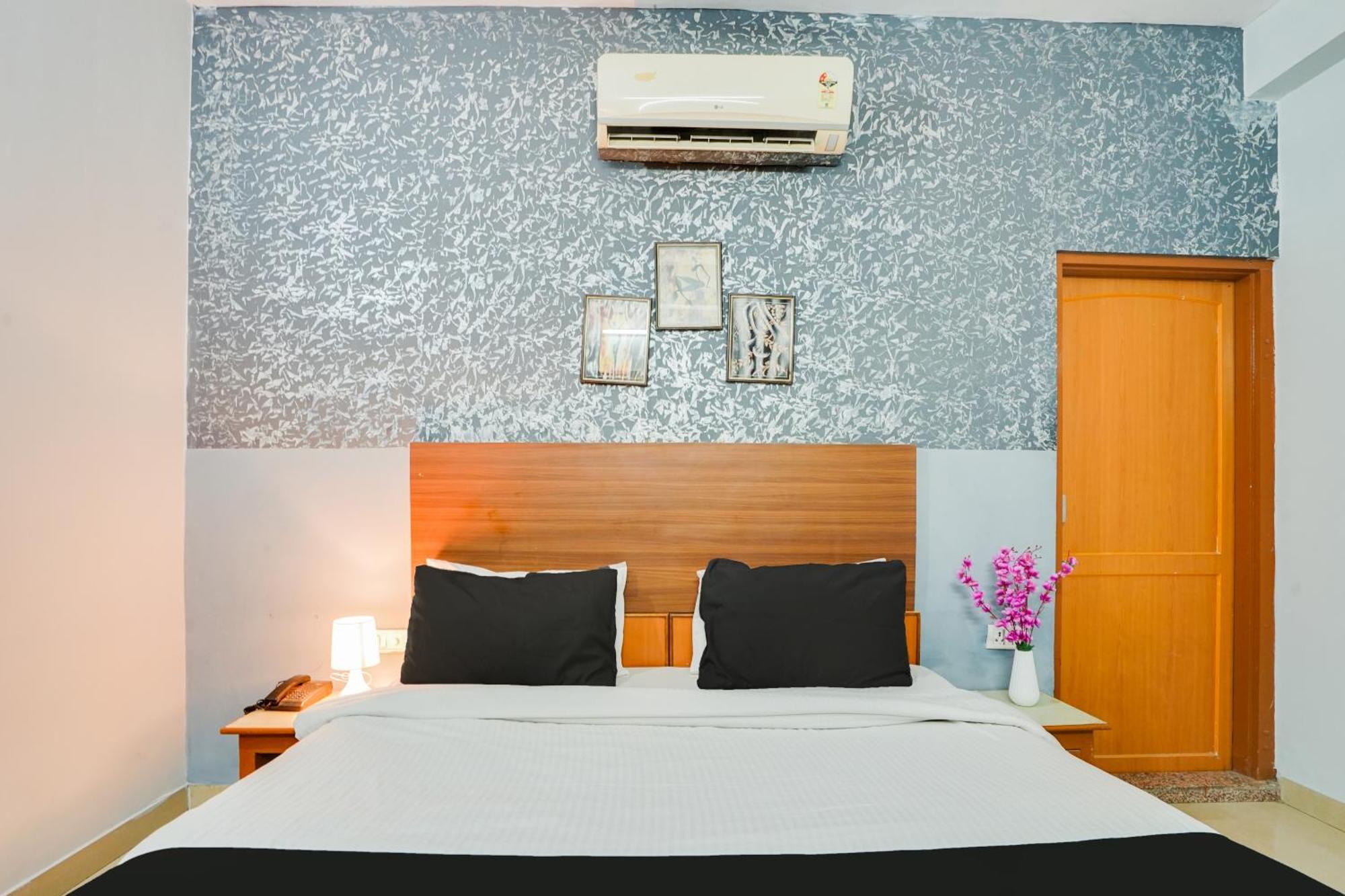 Super Hotel O Jln Marg Malviya Nagar Formerly Hotel Braj Haveli ชัยปุระ ภายนอก รูปภาพ